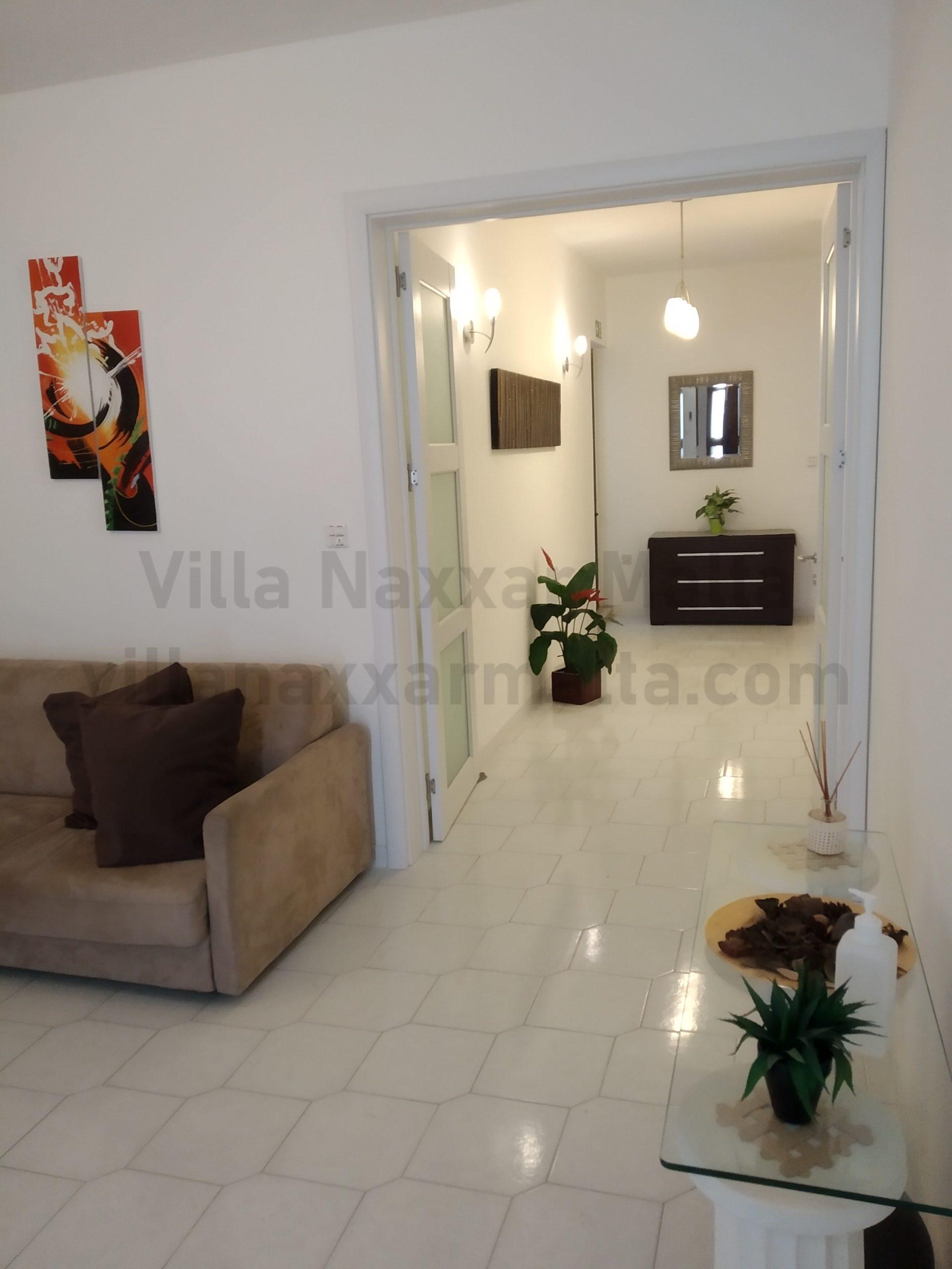 Villa Naxxar Malta – Large Sitting with 3 sofas, AC, TV, WIFI and more